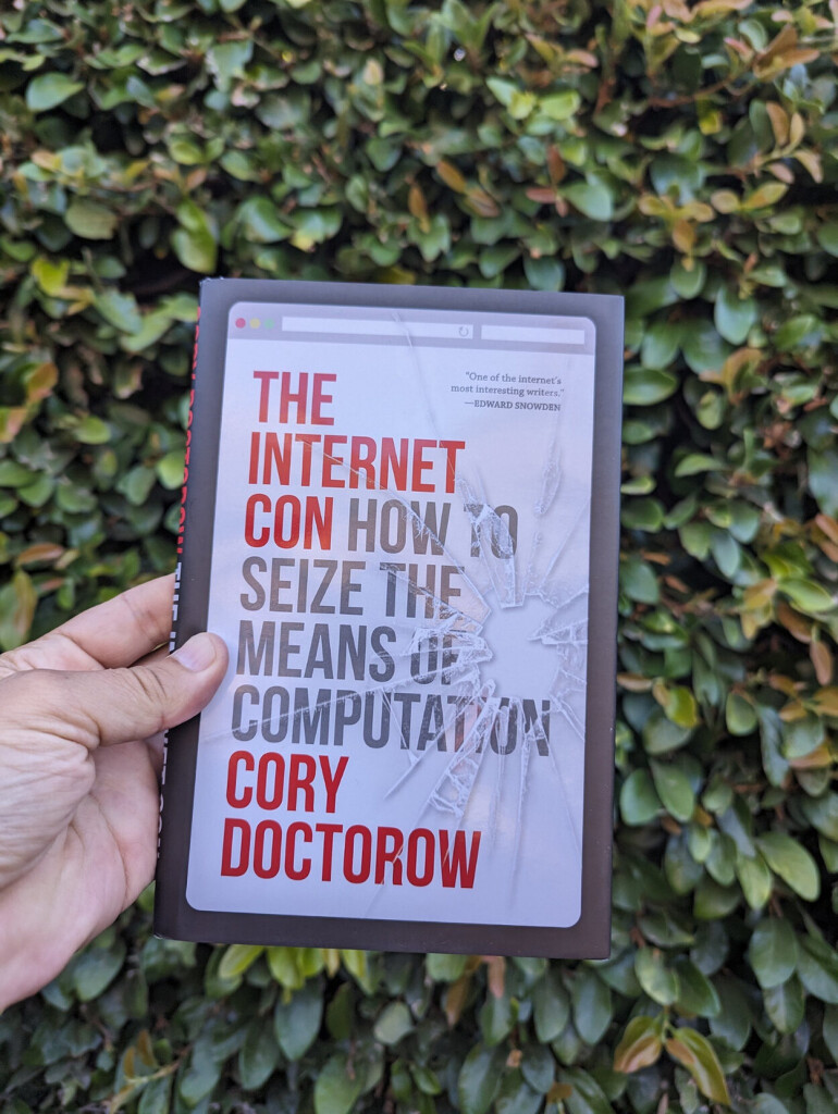 The cover of the Verso Books hardcover of 'The Internet Con: How to Seize the Means of Computation'