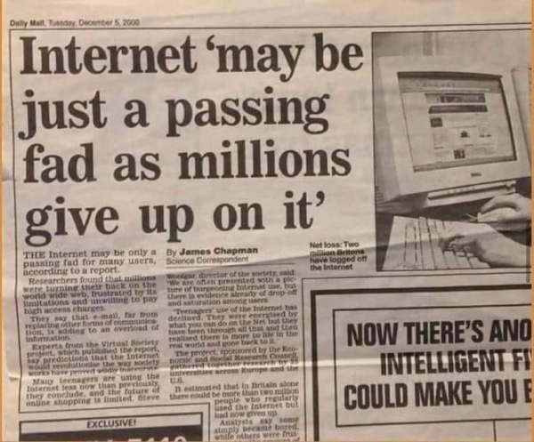 Skan Daily Mail z 5. grudnia 2000r.. Tytuł artykułu:

Internet may be just a passing fad, as millions give up on it